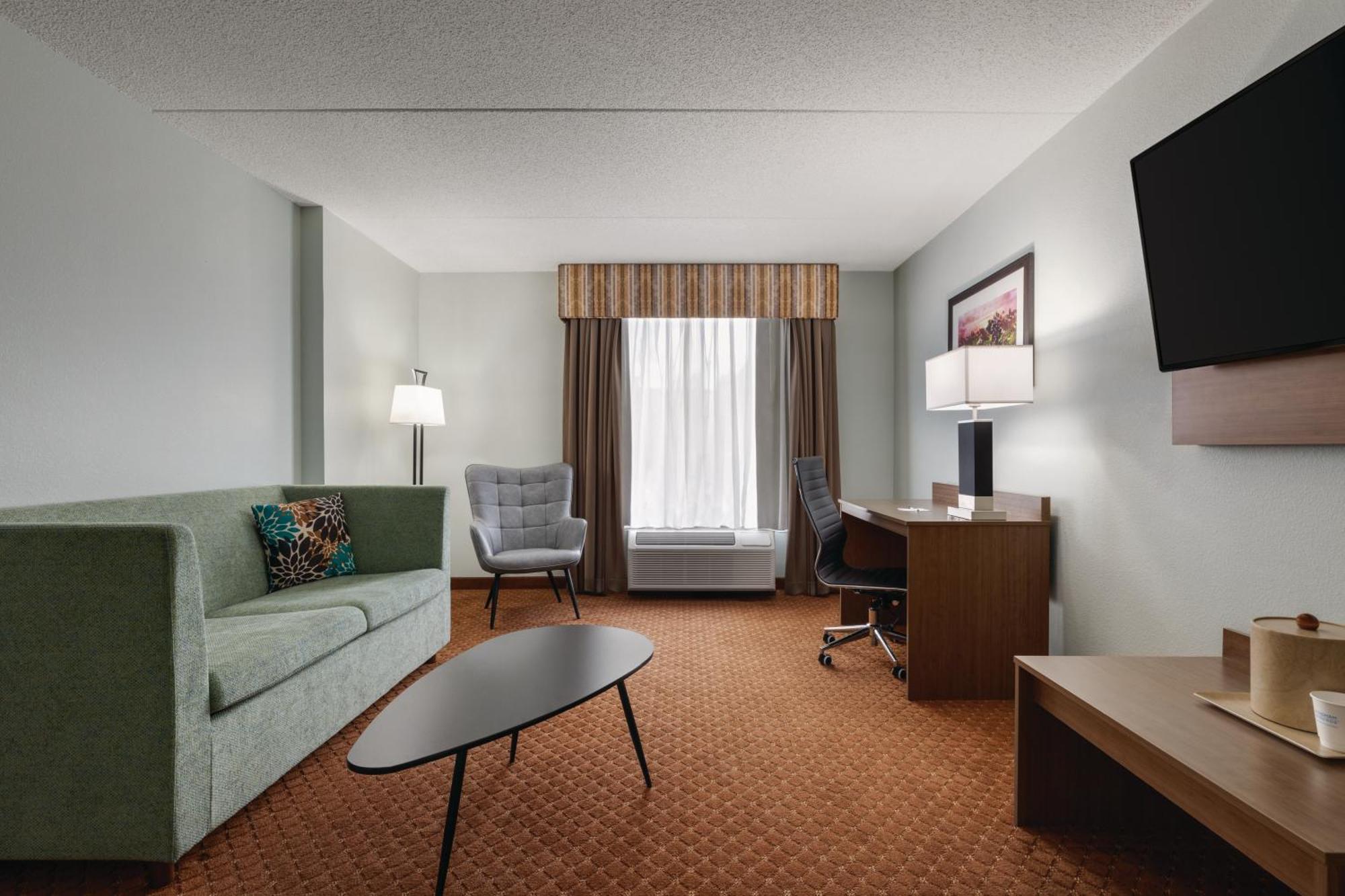 Wingate By Wyndham Louisville East Exterior foto